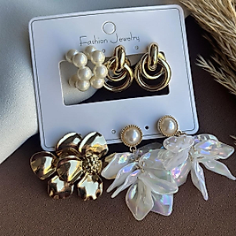 Gold Çiçek Kombinli Küpe Seti