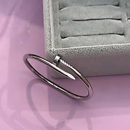 Silver Çivi Çelik Kelepçe