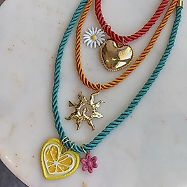 Üçlü Halat Charmlı Kolye Kombini